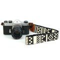 !MO CAMERA STRAP［Gemetric Black］