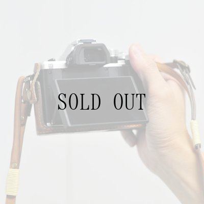 画像9: Olympus OMD E-M10 mark II  専用レザーケース・ストラップセット [Brown]