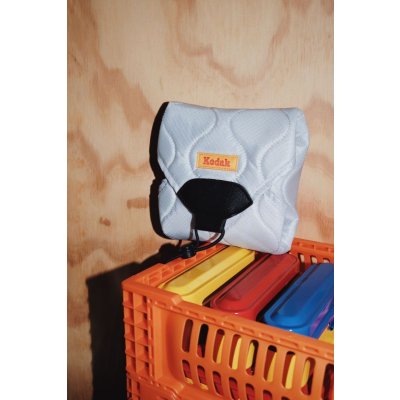 画像8: Kodak Camera Wrap (L)｜ライトグレイ