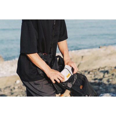 画像6: Kodak Camera Wrap (L)｜ライトグレイ