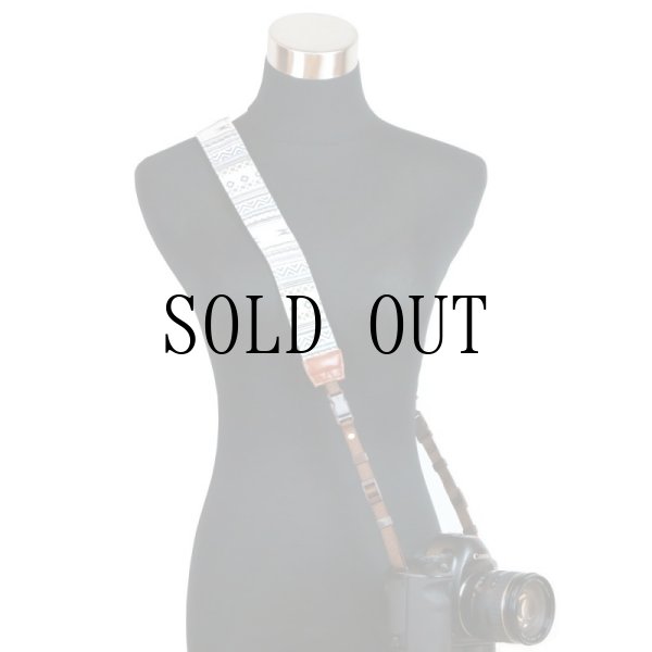 画像6: !MO CAMERA STRAP［White Navajo］