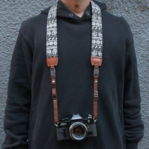 画像: !MO CAMERA STRAP［Elephant Night］