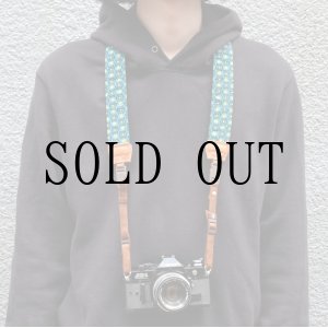 画像: !MO CAMERA STRAP［Vintage Circle］