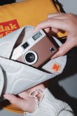 画像9: Kodak Camera Wrap (M)｜ライトグレイ