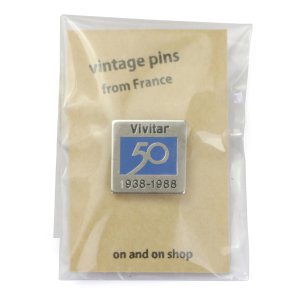 画像: Vivitar  50周年記念 ピンバッチ