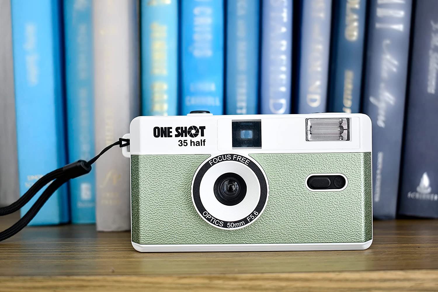 polaroid now instant camera review